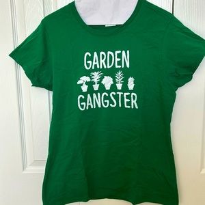Women’s Size M Green Garden Gangster T Shirt